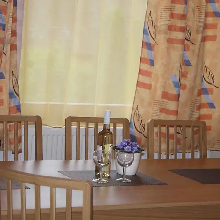 In 36546 * Balatonkeresztúr